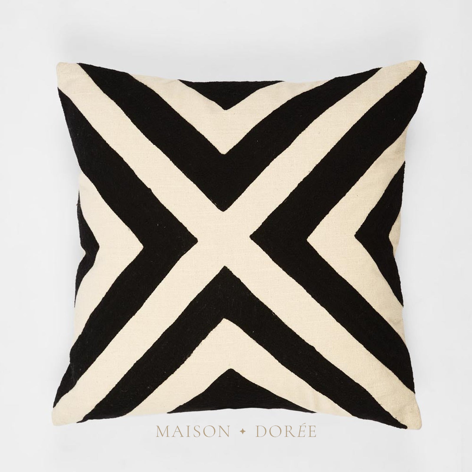 Cushion - Clifton 50x50cm Natural/Black
