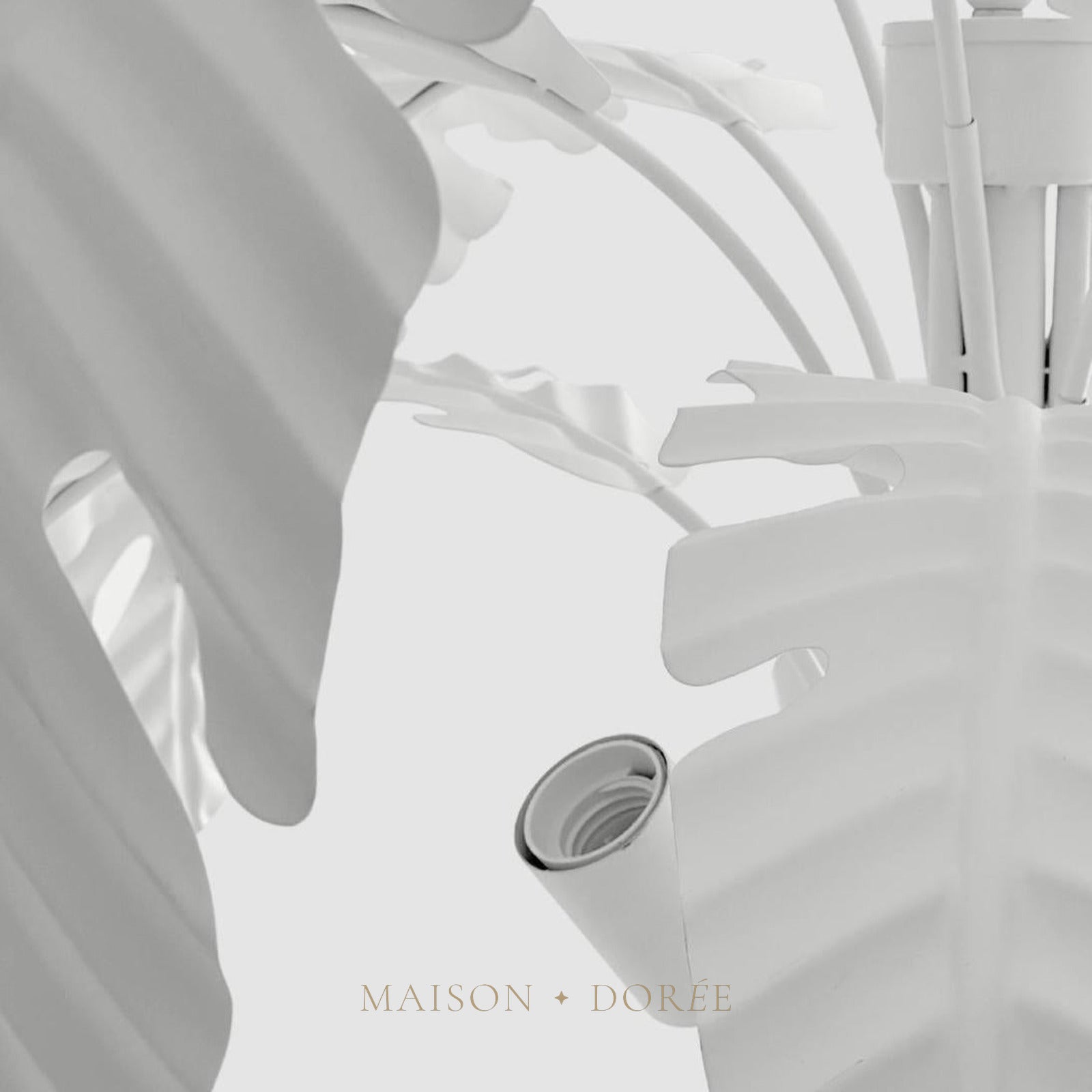 Azalea Floor Lamp in White