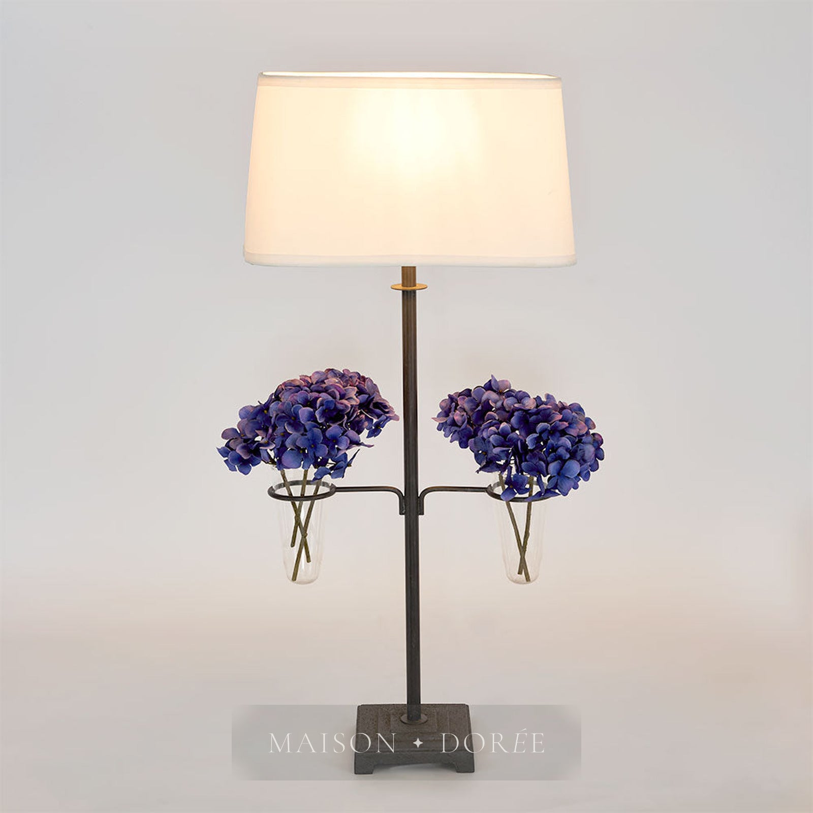 Lyon Lamp